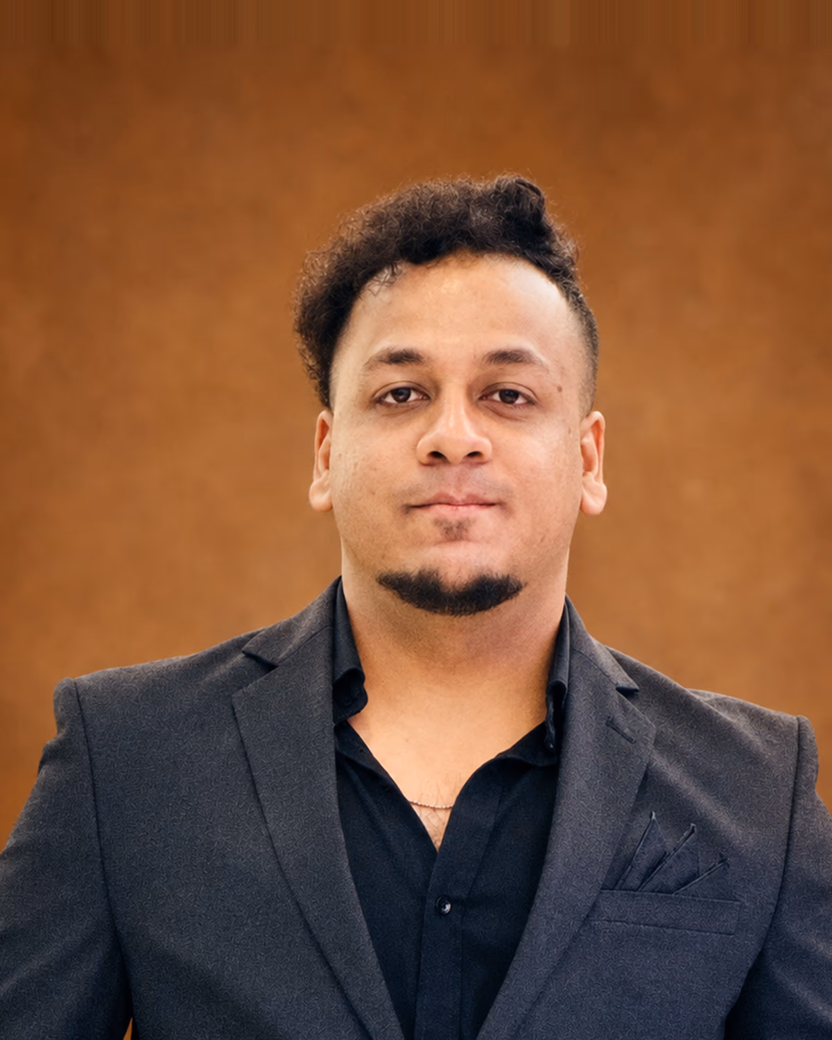 Shamim Ferdous, portrait, 4:5